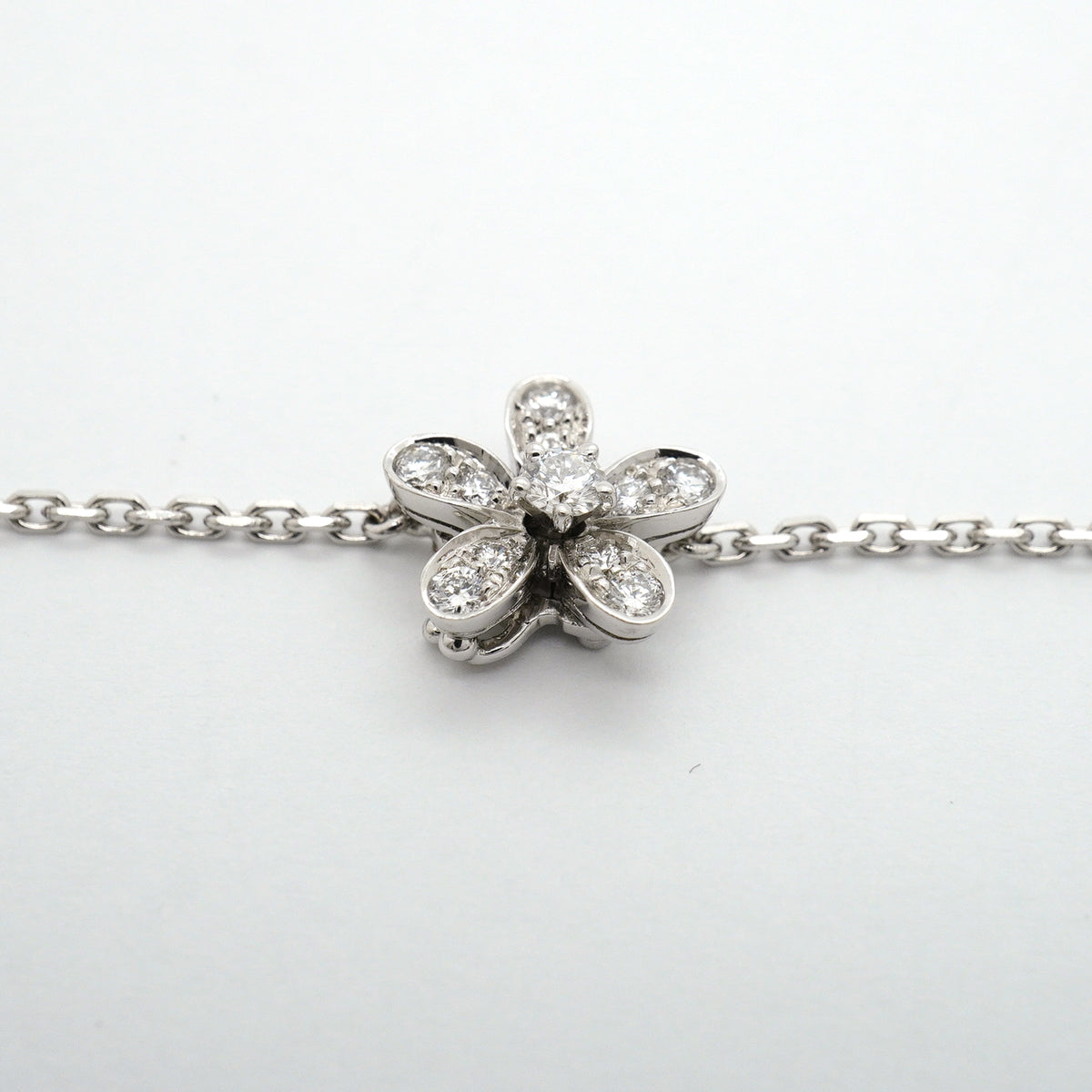 【6jib0534】ヴァンクリーフ＆アーペル ネックレス ソクラテス/3フラワー K18WG ホワイトゴールド ダイヤモンド【中古】レディース