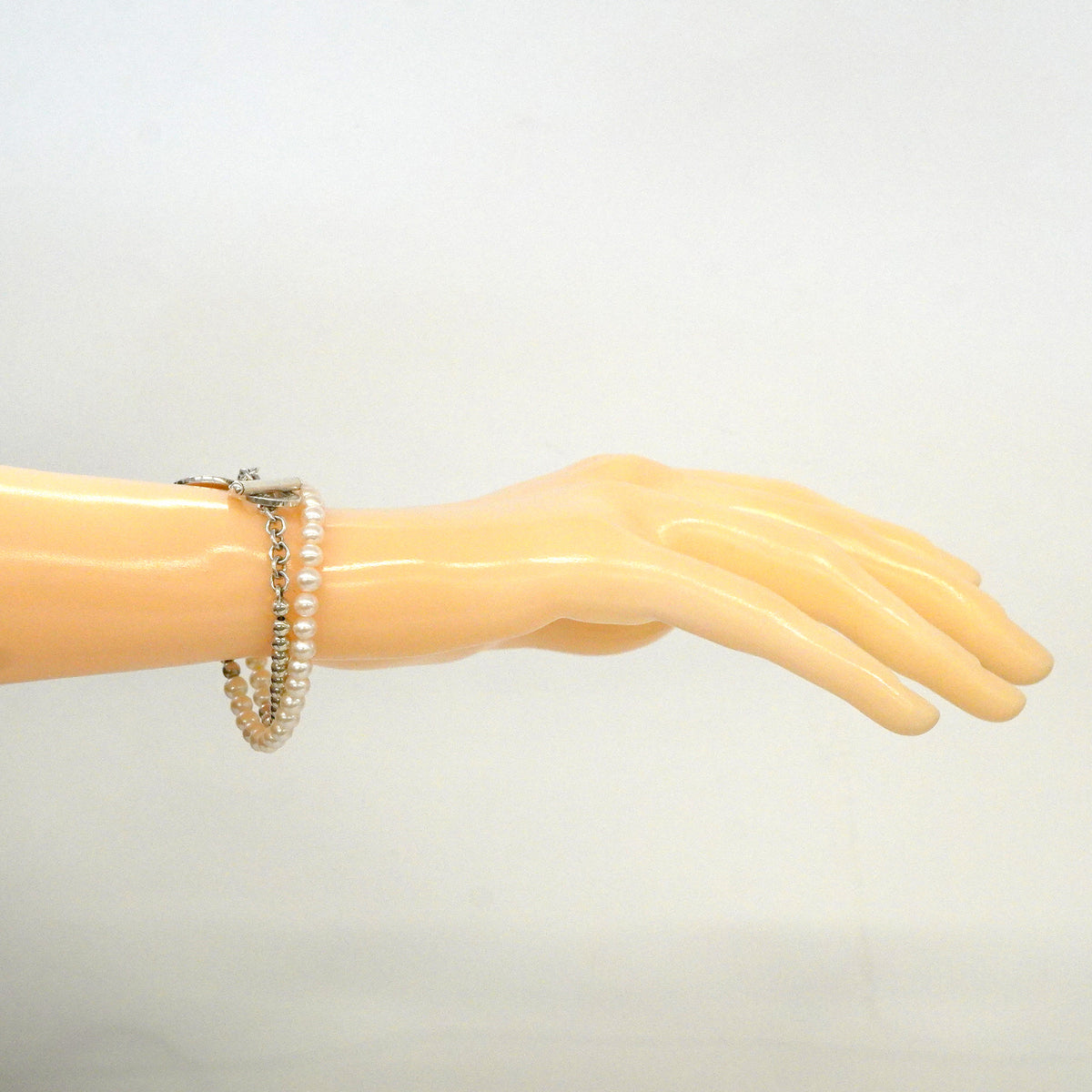 【6jkb0034】ティファニー ブレスレット リターントゥ/ラップ/ビーズ 1PD シルバー925 ダイヤモンド パール【中古】レディース