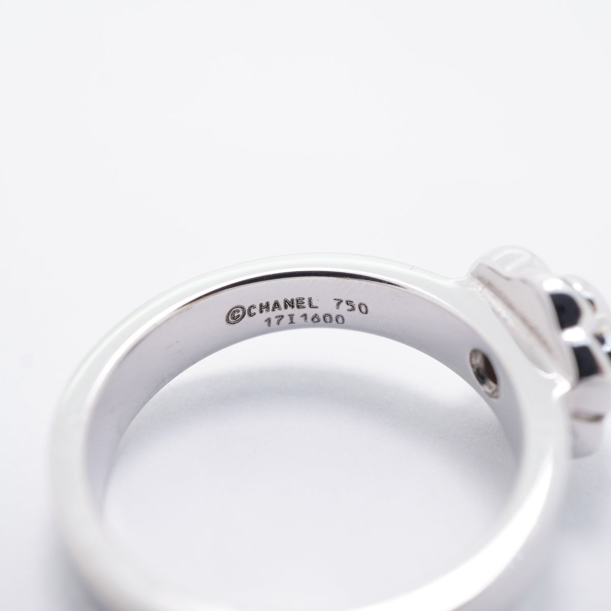 【6jkb0047】シャネル リング カメリア 1PD K18WG ホワイトゴールド ダイヤモンド 7.5号【中古】レディース