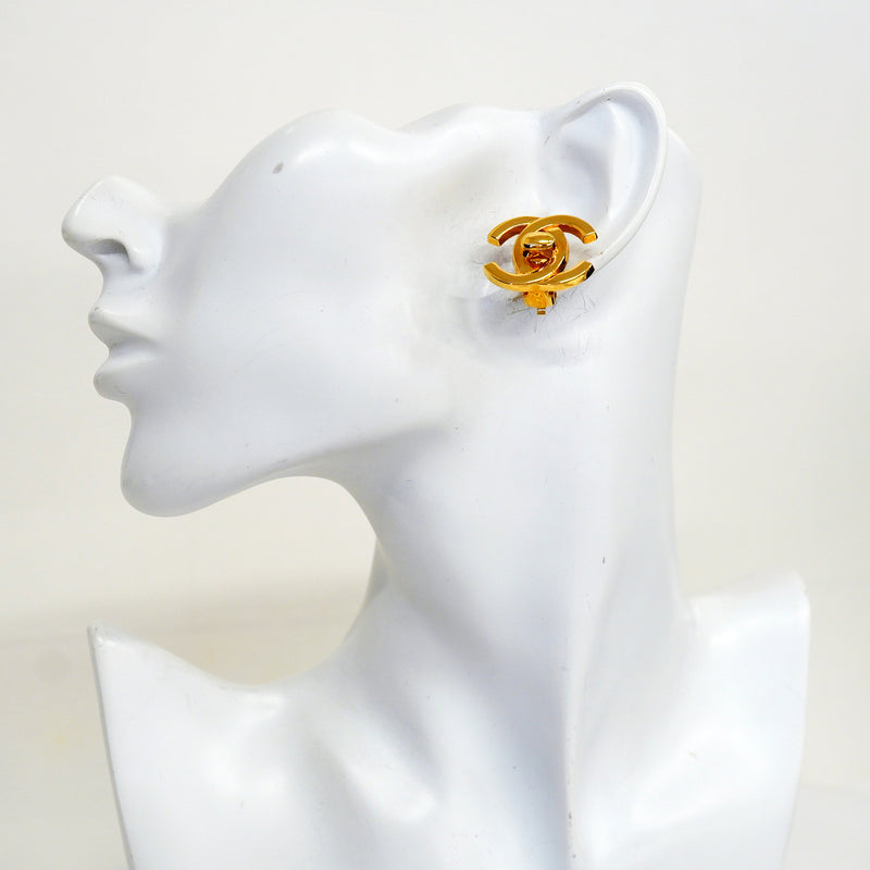 【6jkb0322】シャネル イヤリング ヴィンテージ ココマーク ターンロック GPメッキ ゴールド【中古】レディース