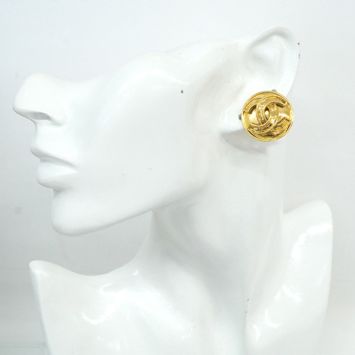 【6jkb0429】シャネル イヤリング ヴィンテージ ココマーク 丸型 サークル GPメッキ ゴールド【中古】レディース
