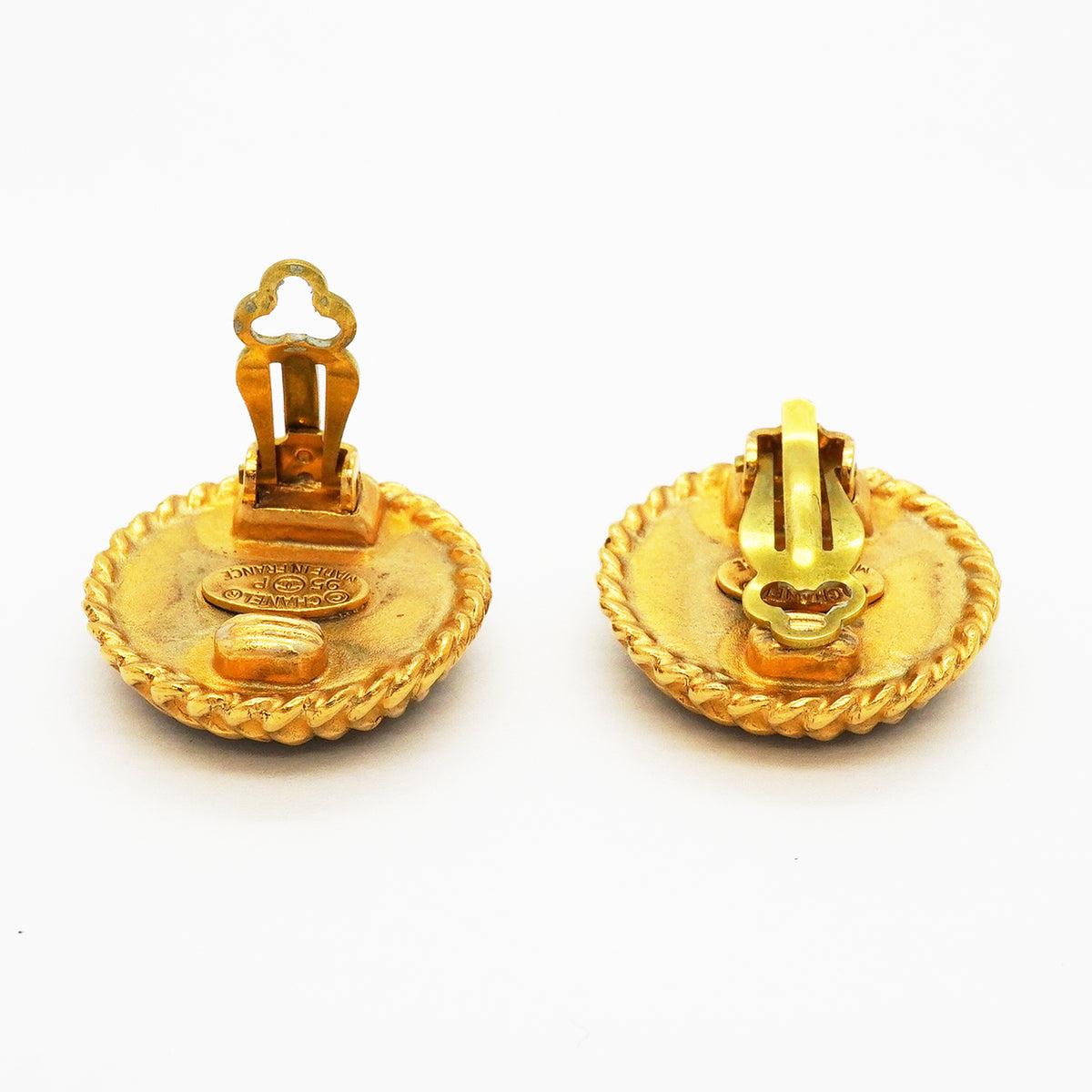 【6jkb0438】シャネル イヤリング ヴィンテージ ココマーク 丸型 サークル GPメッキ ゴールド ブラック【中古】レディース