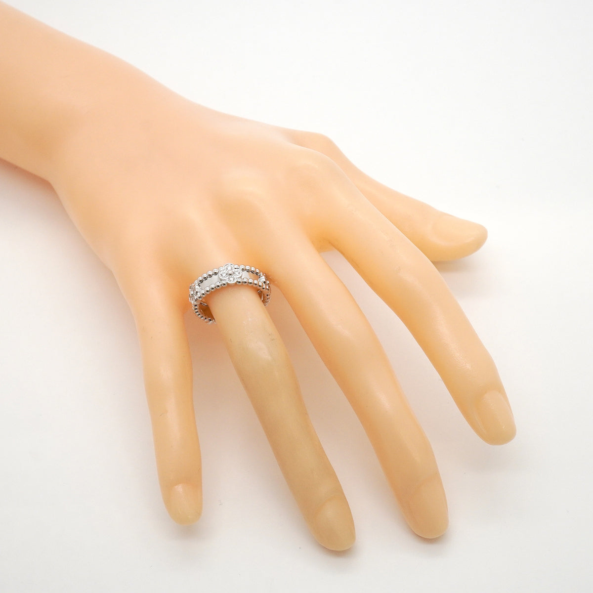 【6jkb0547】ヴァンクリーフ＆アーペル リング ペルレ スウィートクローバー K18WG ホワイトゴールド ダイヤモンド ＃52【中古】レディース