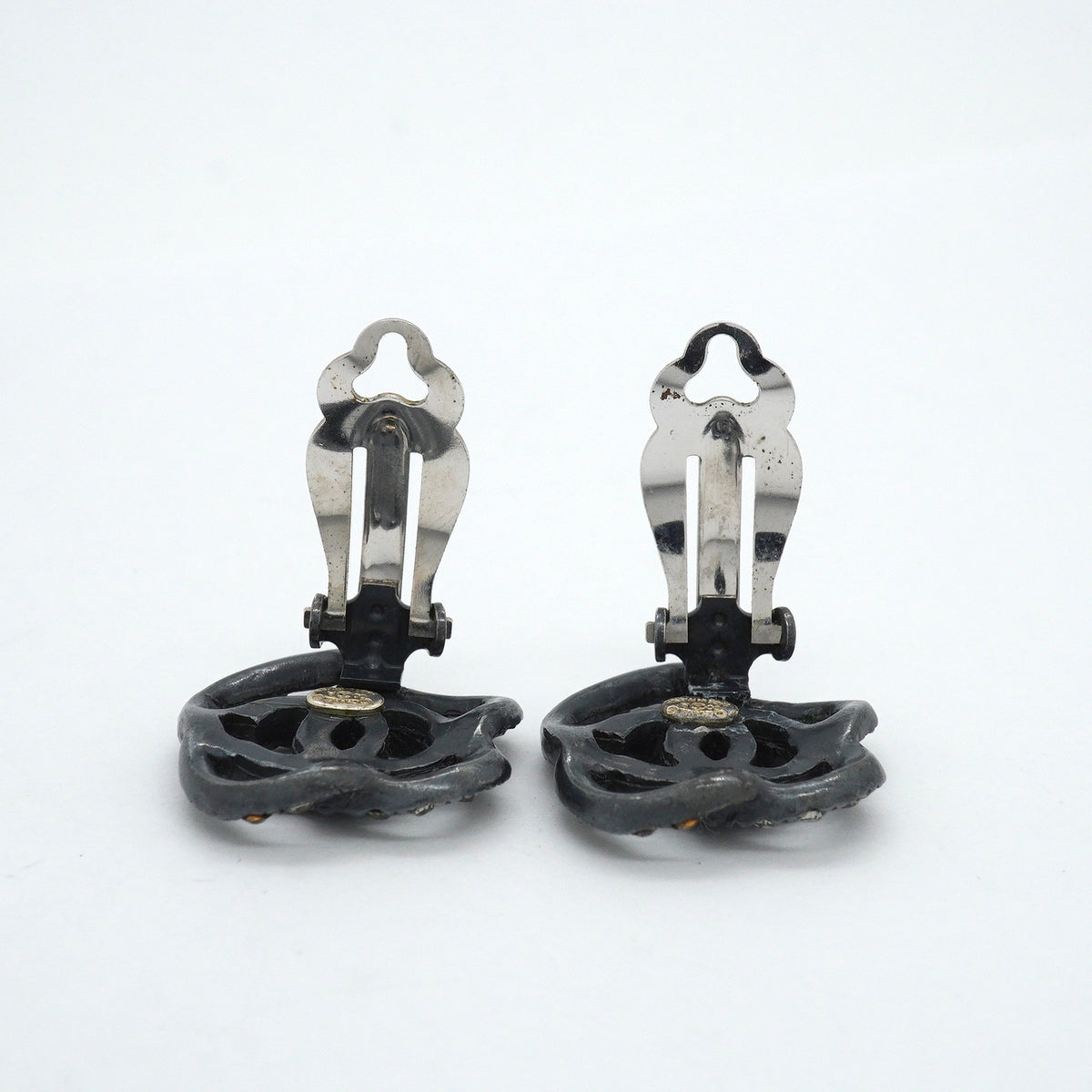 【6jkb0622】シャネル イヤリング ココマーク カメリア メタル ラインストーン シルバー ブラック【中古】レディース