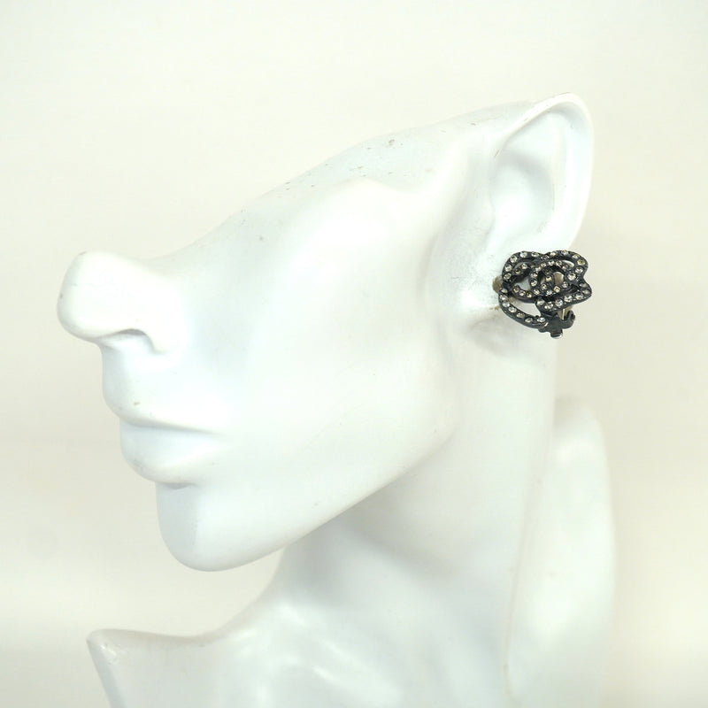 【6jkb0622】シャネル イヤリング ココマーク カメリア メタル ラインストーン シルバー ブラック【中古】レディース