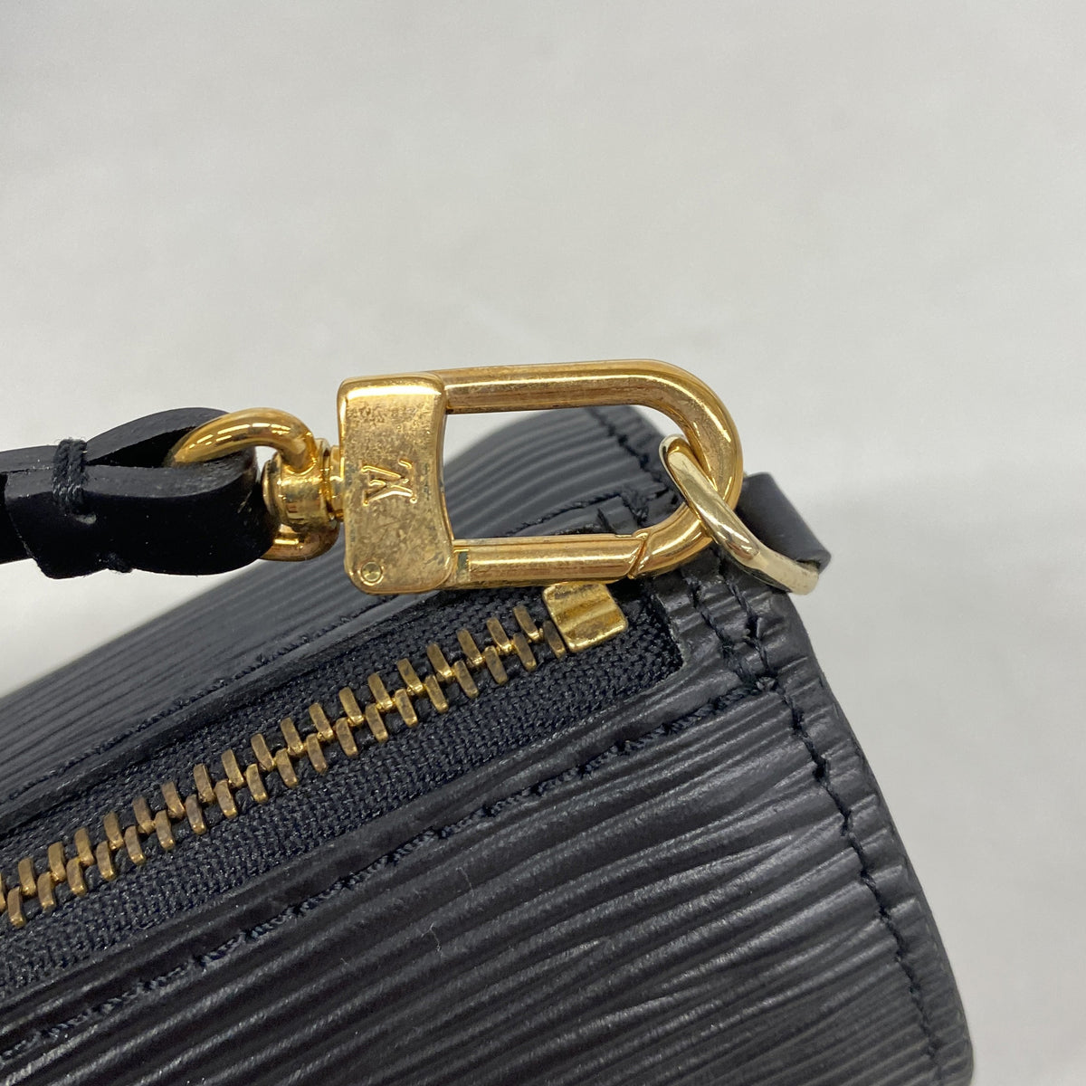 【6ka0018】ルイヴィトン ハンドバッグ エピ スフロ M52222 ノワール【中古】レディース
