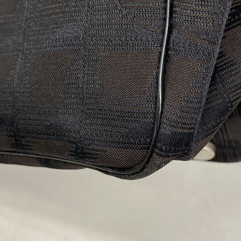 【6ka0048】シャネル トートバッグ ニュートラベル ナイロン ブラウン ブラック シルバー金具【中古】レディース