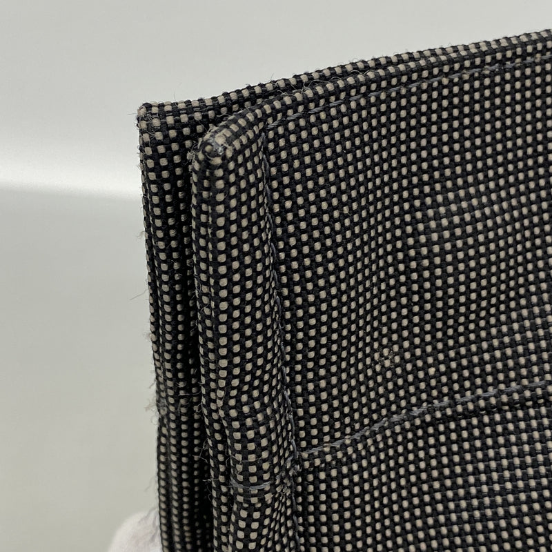 【6ka0097】エルメス トートバッグ エールラインMM ナイロン グレー シルバー金具【中古】メンズ レディース ユニセックス