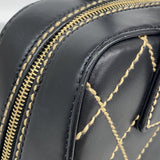【6ka0165】シャネル ハンドバッグ ワイルドステッチ ラムスキン ブラック ゴールド金具【中古】レディース