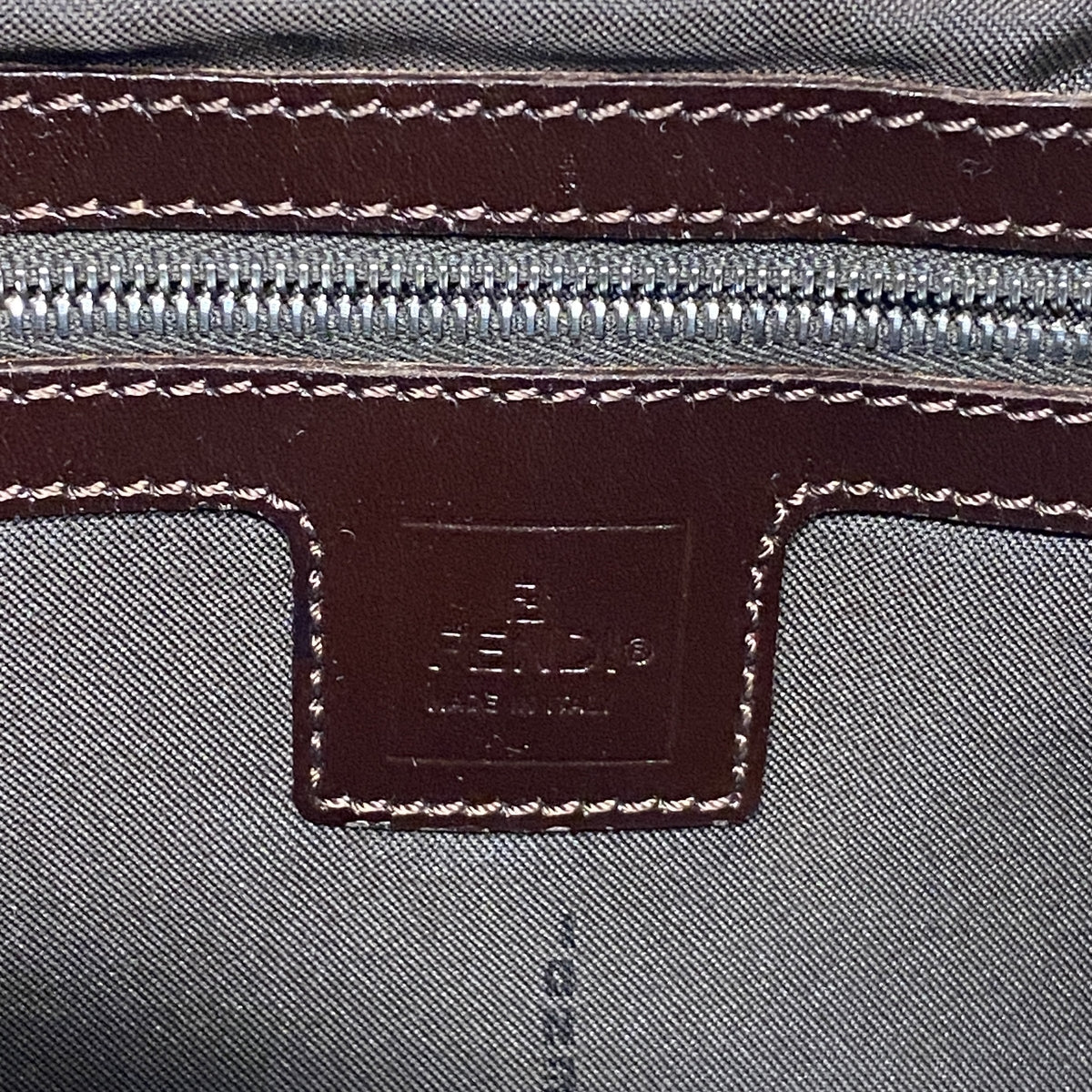 【6ka0176】フェンディ ショルダーバッグ ズッカ ナイロンキャンバス ブラウン シルバー金具【中古】レディース