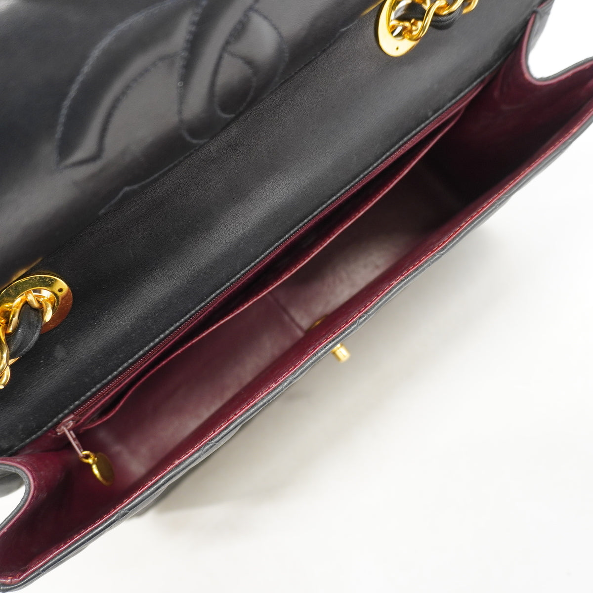 【6ka0210】シャネル ショルダーバッグ デカマトラッセ Wチェーン ラムスキン ブラック ゴールド金具【中古】レディース