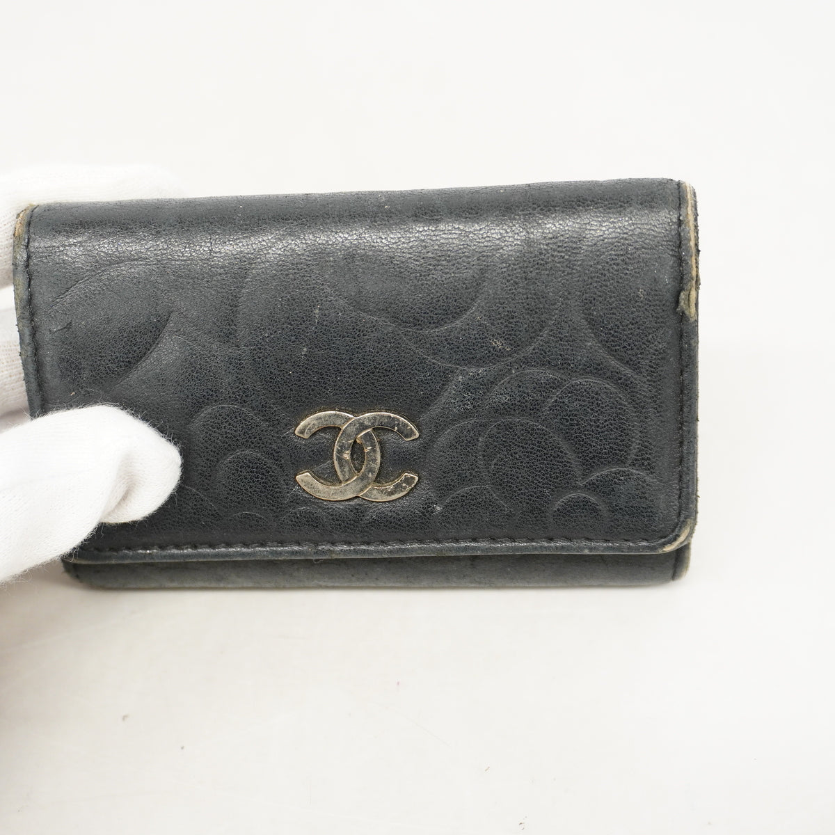【6ka0226】シャネル キーケース カメリア ラムスキン ブラック シルバー金具【中古】レディース
