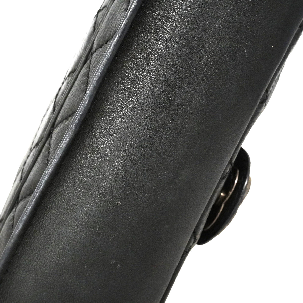 【6ka0293】シャネル ショルダーバッグ マトラッセ Wチェーン レザー ブラック シルバー金具【中古】レディース