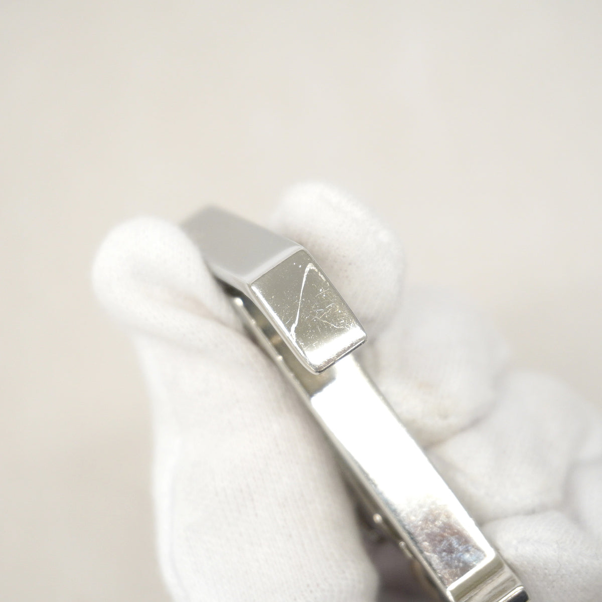 【6ka0324】ルイヴィトン キーホルダー・チャーム LVイニシャル M01192 シルバー【中古】メンズ レディース ユニセックス