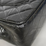 【6ka0331】シャネル ショルダーバッグ マトラッセ Wフラップ Wチェーン パテントレザー ブラック ゴールド金具【中古】レディース