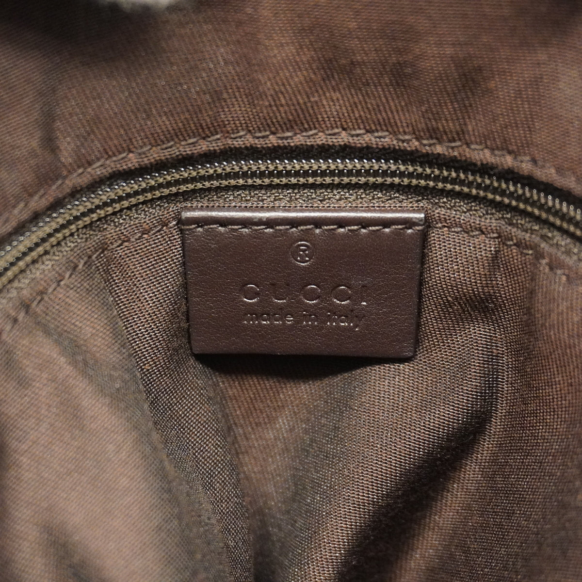 【6ka0372】グッチ ショルダーバッグ GGキャンバス 388930 キャンバス ベージュ シャンパンゴールド金具【中古】レディース