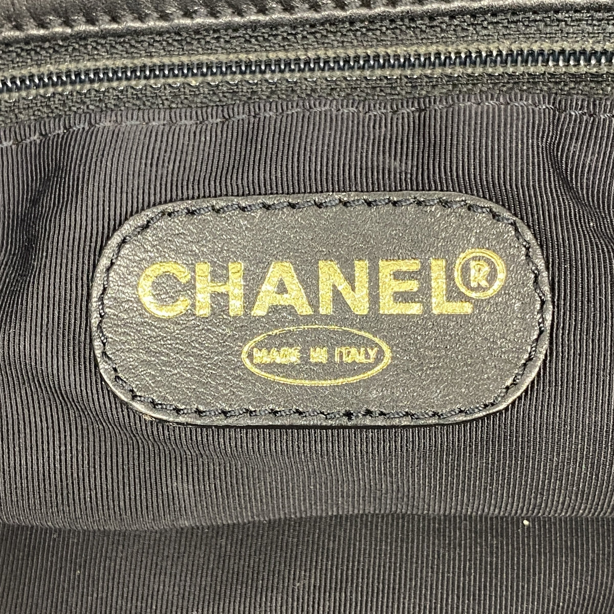 【6ka0434】シャネル トートバッグ ラムスキン ブラック ゴールド金具【中古】レディース