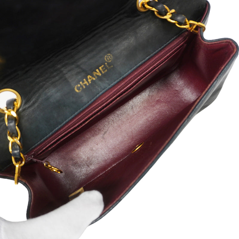 【6ka0461】シャネル ショルダーバッグ ダイアナ チェーンショルダー ラムスキン ブラック ゴールド金具【中古】レディース