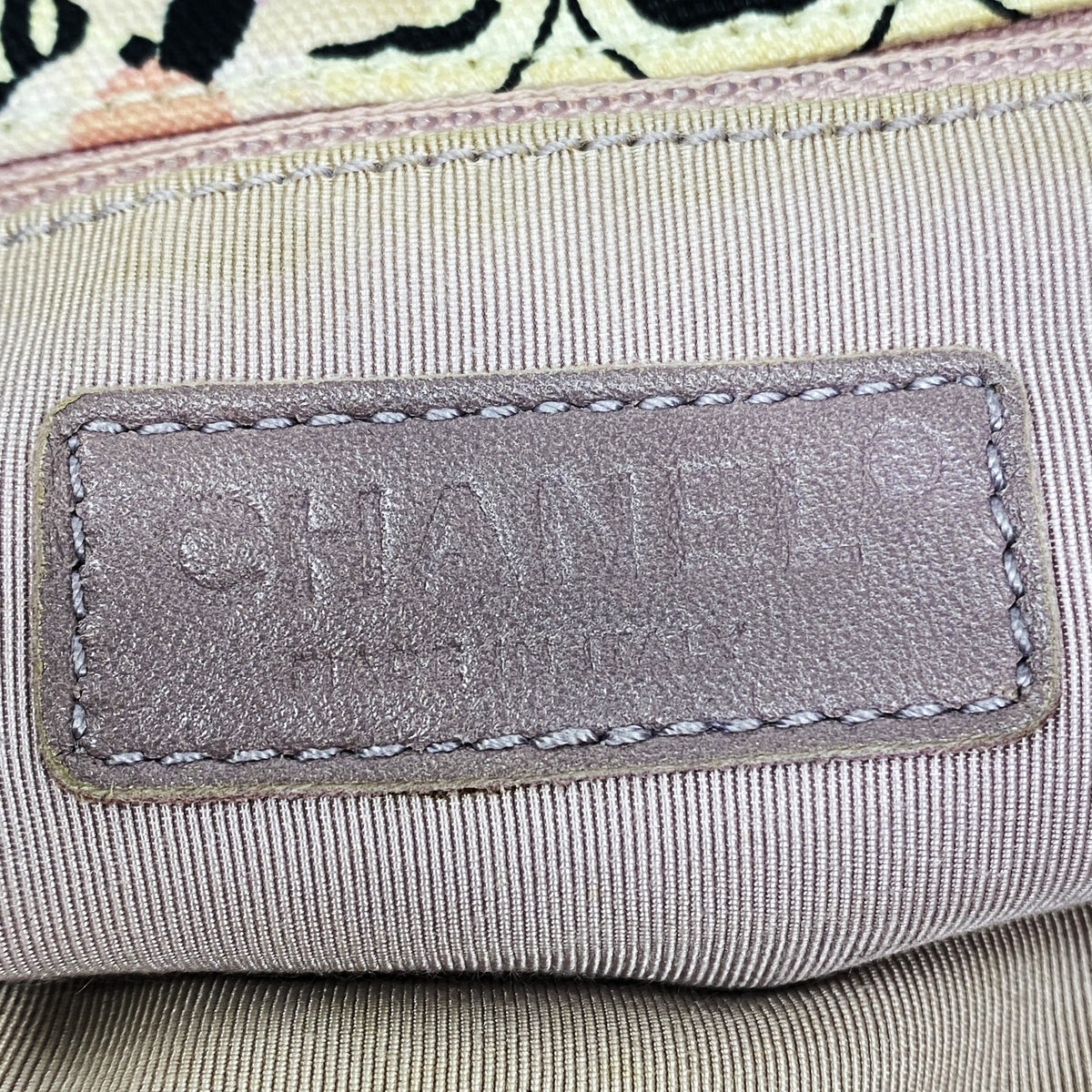 【6ka0581】シャネル トートバッグ カメリア キャンバス グレー マルチカラー シルバー金具【中古】レディース