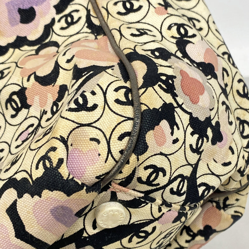 【6ka0581】シャネル トートバッグ カメリア キャンバス グレー マルチカラー シルバー金具【中古】レディース