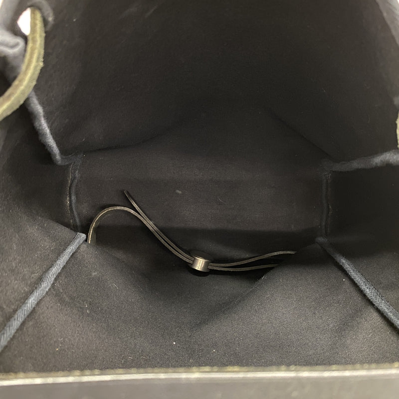 【6ka0601】エルメス リュック・デイパック エールバッグアド トワルオフィシエ ブラック シルバー金具 □C刻印【中古】レディース
