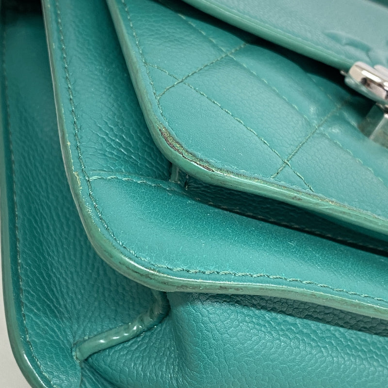 【6kb0663】シャネル ショルダーバッグ マトラッセ チェーンショルダー キャビアスキン グリーン シルバー金具【中古】レディース
