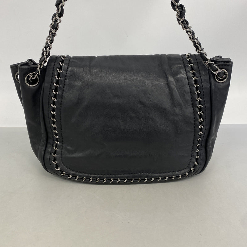 【6kb0738】シャネル ショルダーバッグ チェーンショルダー ラグジュアリー レザー ブラック シルバー金具【中古】レディース