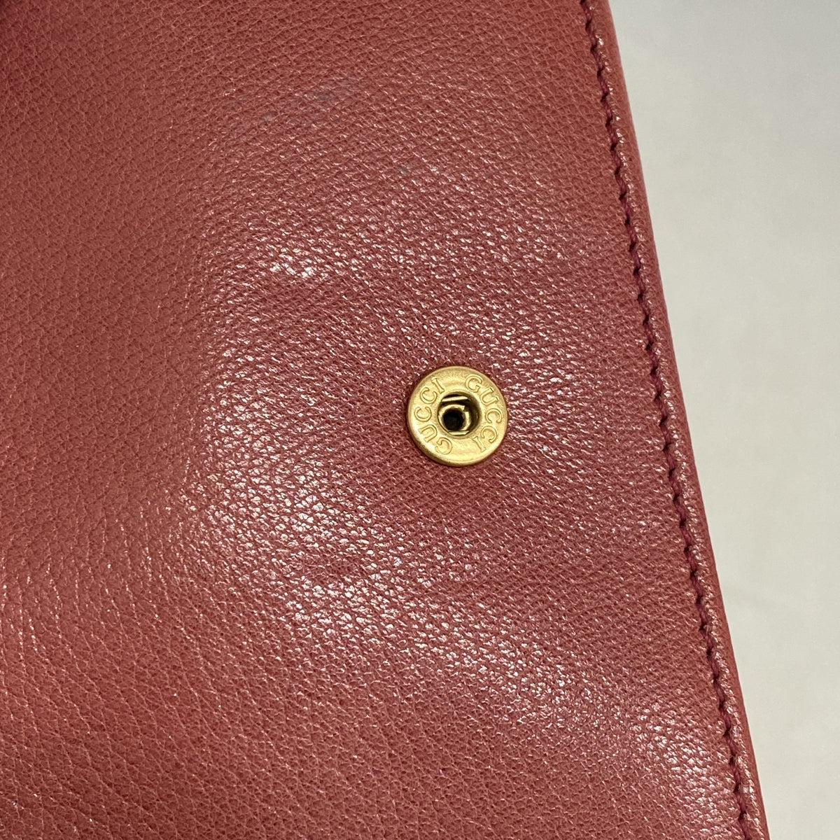 【6kb0782】グッチ 財布 インターロッキングG 121570 レザー レッド ゴールド金具【中古】レディース