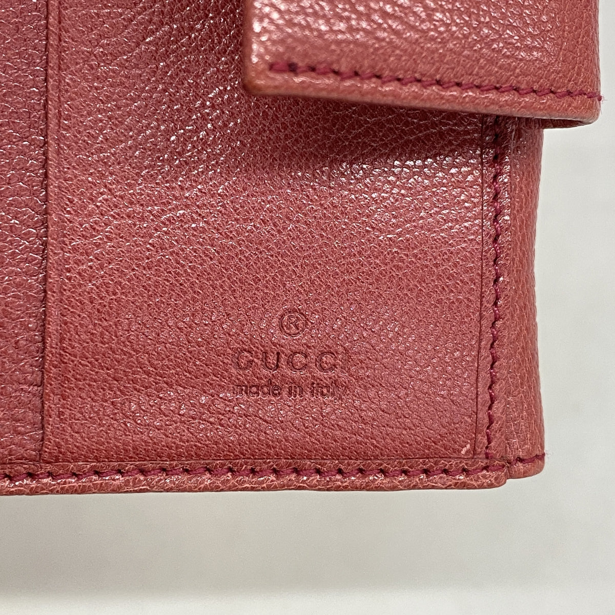 【6kb0782】グッチ 財布 インターロッキングG 121570 レザー レッド ゴールド金具【中古】レディース
