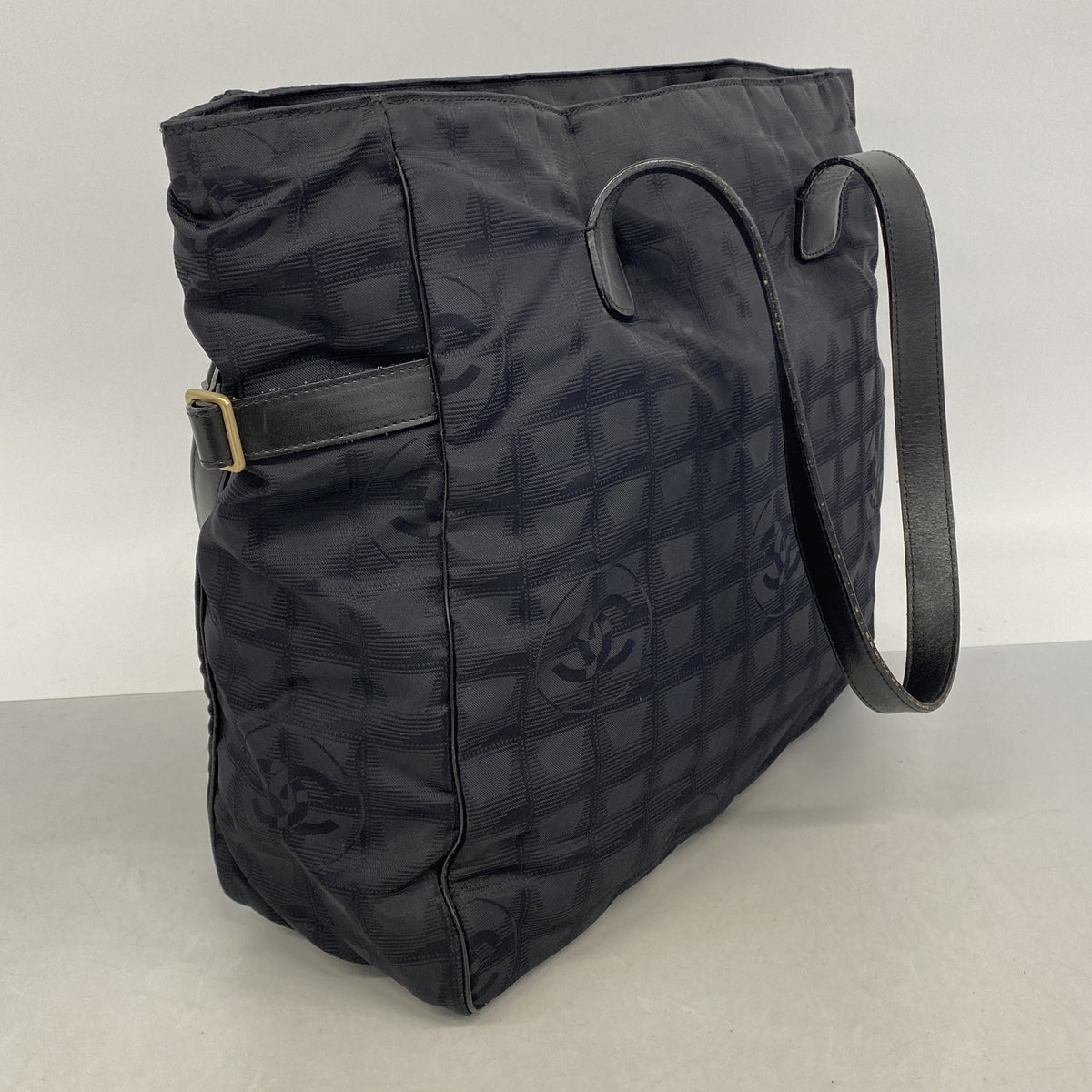 【6kb0793】シャネル トートバッグ ニュートラベル ナイロン ブラック シャンパンゴールド金具【中古】レディース