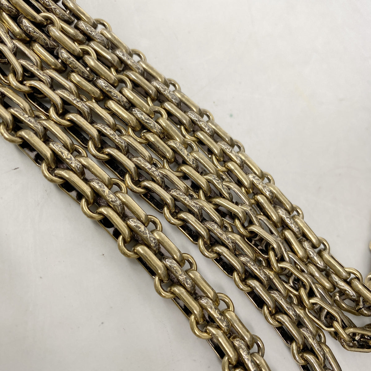 【6kb0848】シャネル ショルダーバッグ マトラッセ チェーンショルダー ラムスキン ブラック ゴールド金具【中古】レディース