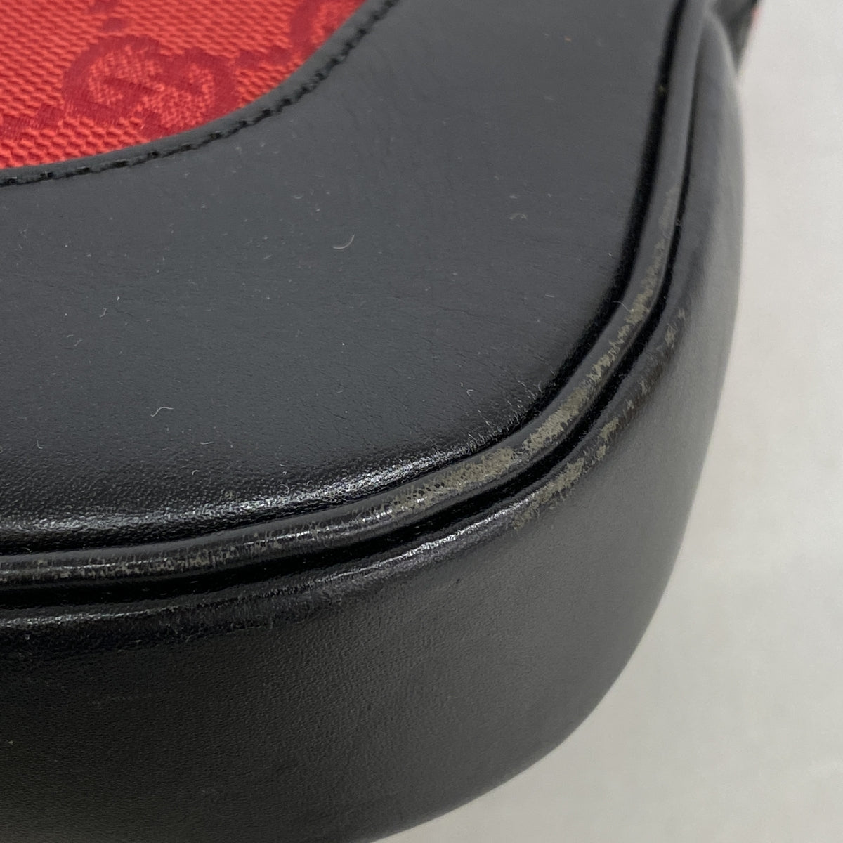 【6kb0876】グッチ ショルダーバッグ GGキャンバス/ジャッキー 001 3306 キャンバス レッド ブラック シルバー金具【中古】レディース