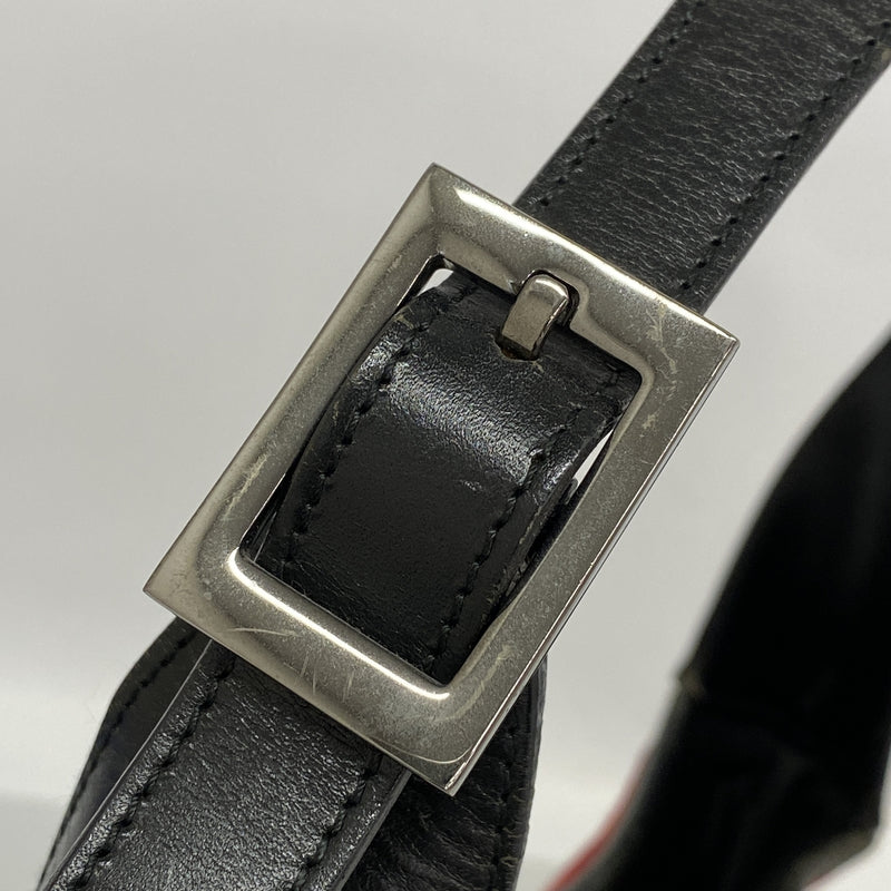 【6kb0876】グッチ ショルダーバッグ GGキャンバス/ジャッキー 001 3306 キャンバス レッド ブラック シルバー金具【中古】レディース