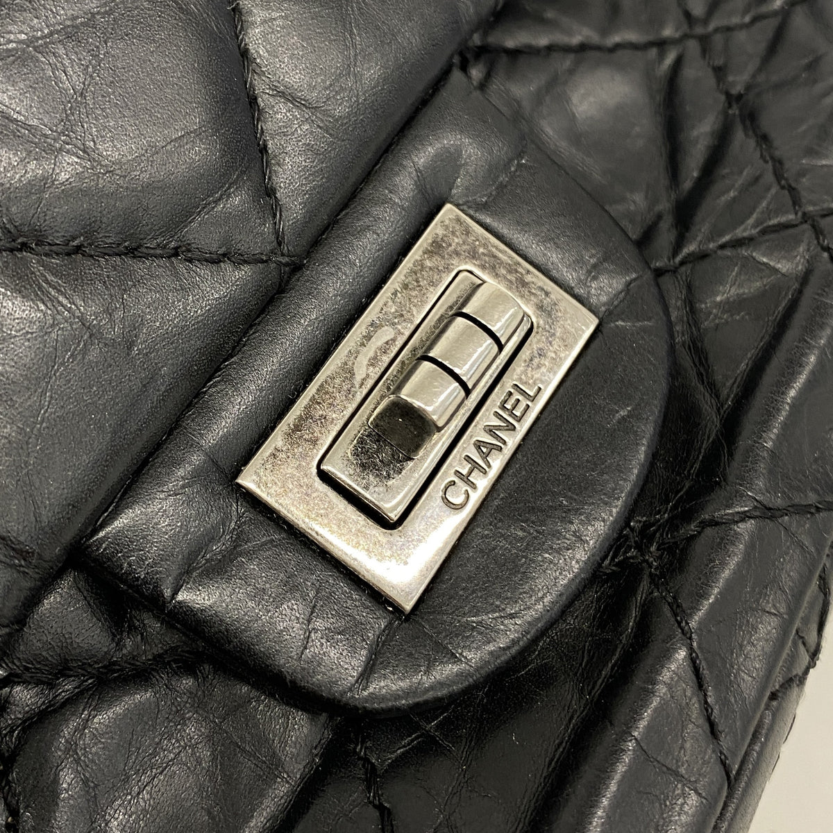 【6kb0888】シャネル ショルダーバッグ 2.55 Wフラップ Wチェーン カーフスキン ブラック シルバー金具【中古】レディース