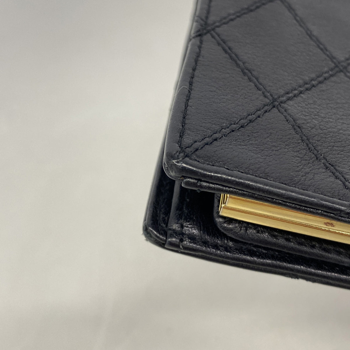 【6kb0894】シャネル 財布 ビコローレ レザー ブラック ゴールド金具【中古】レディース