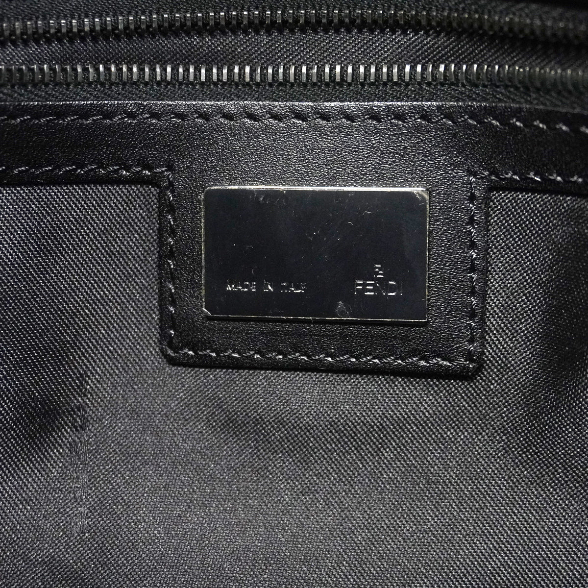 【6kb0905】フェンディ ショルダーバッグ ズッキーノ ナイロンキャンバス ブラック シルバー金具【中古】レディース