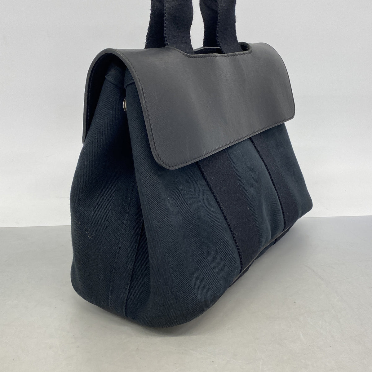 【6kb0906】エルメス トートバッグ ヴァルパライソPM トワルシェブロン ブラック シルバー金具【中古】レディース
