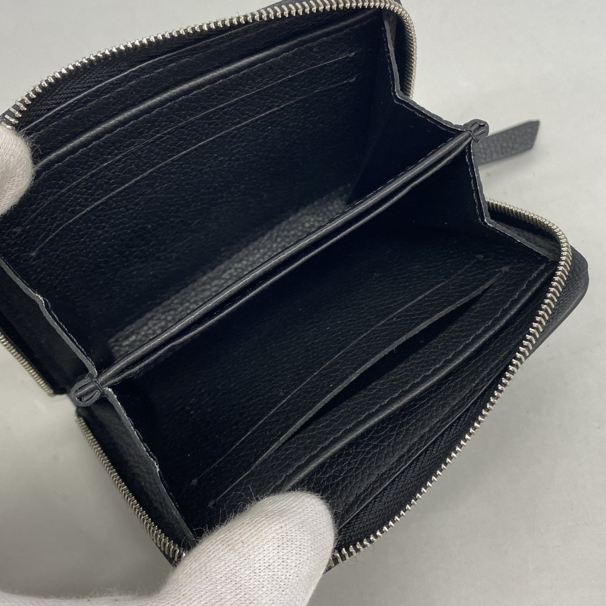 【6kb0915】ルイヴィトン コインケース トリヨン ロックミージッピーコインパース M80099 ノワール【中古】レディース
