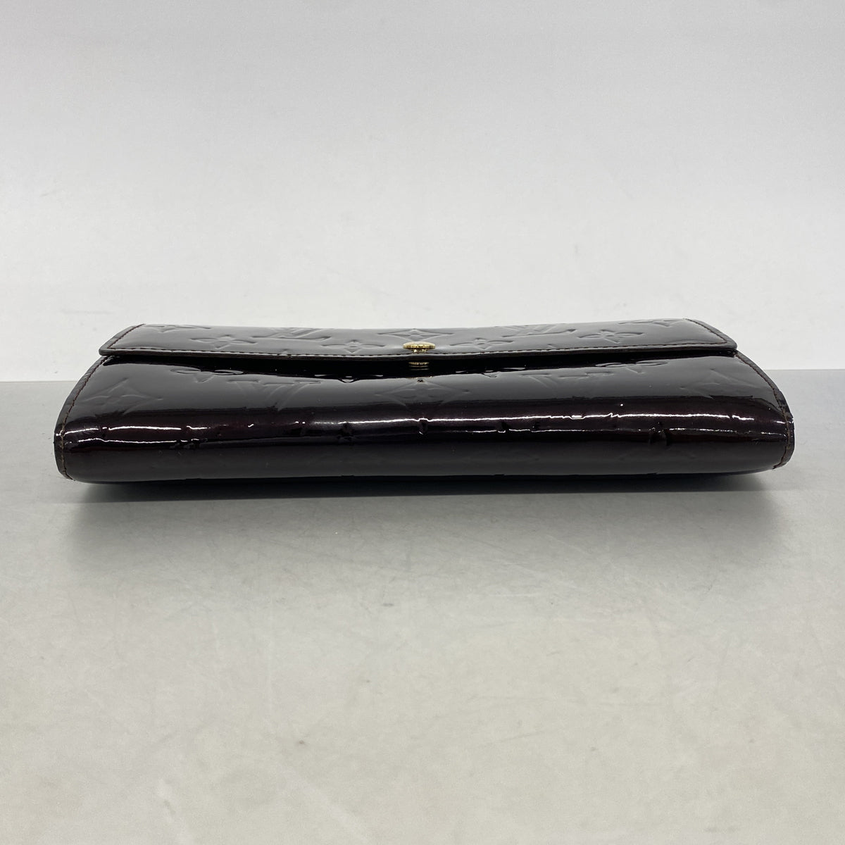 【6kb1124】ルイヴィトン 長財布 ヴェルニ ポルトフォイユサラ M93524 アマラント【中古】レディース