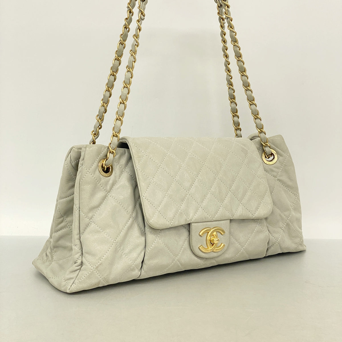 【6kb1189】シャネル ショルダーバッグ マトラッセ レザー グレー ゴールド金具【中古】レディース
