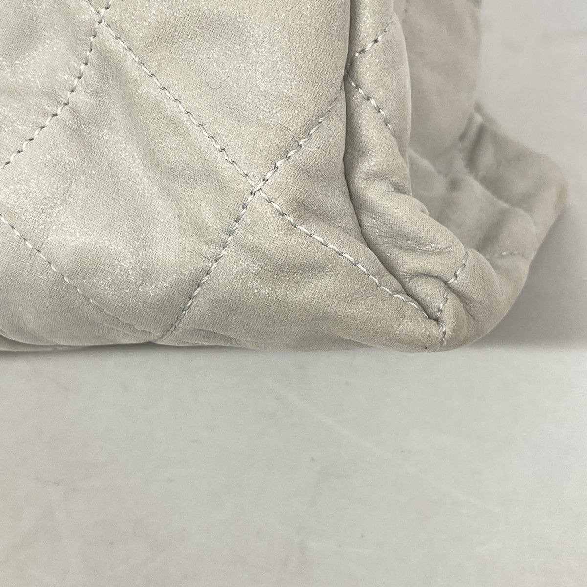 【6kb1189】シャネル ショルダーバッグ マトラッセ レザー グレー ゴールド金具【中古】レディース