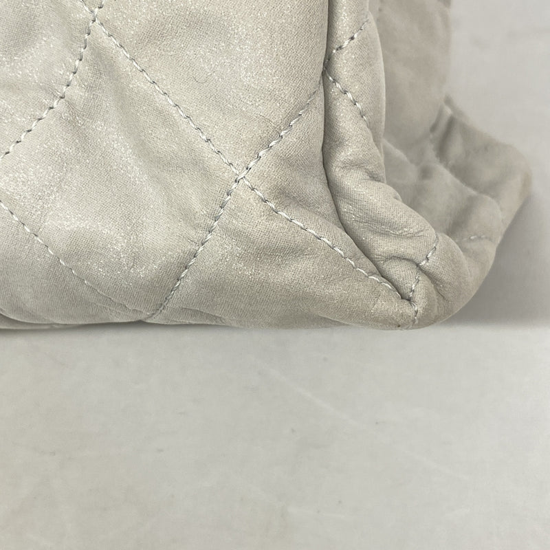 【6kb1189】シャネル ショルダーバッグ マトラッセ レザー グレー ゴールド金具【中古】レディース
