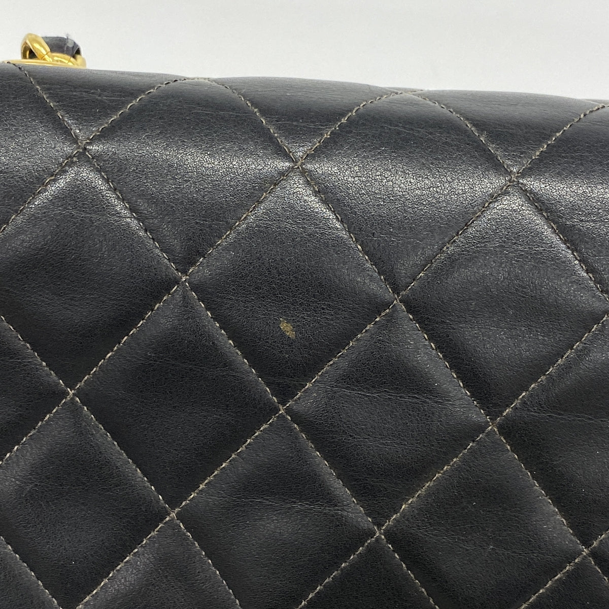 【6kb1206】シャネル ショルダーバッグ デカマトラッセ Wチェーン ラムスキン ブラック ゴールド金具【中古】レディース