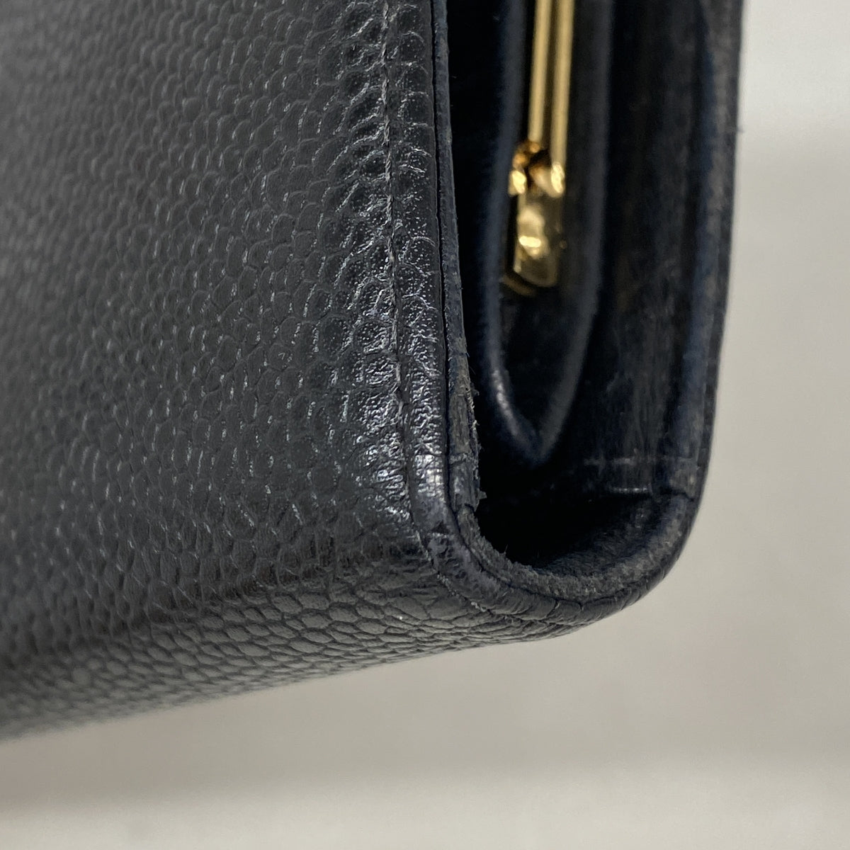 【6kb1274】シャネル 長財布 キャビアスキン ブラック ゴールド金具【中古】レディース