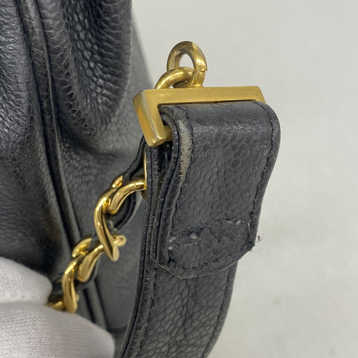 【6kb1313】シャネル リュック・デイパック トリプルココ キャビアスキン ブラック ゴールド金具【中古】レディース