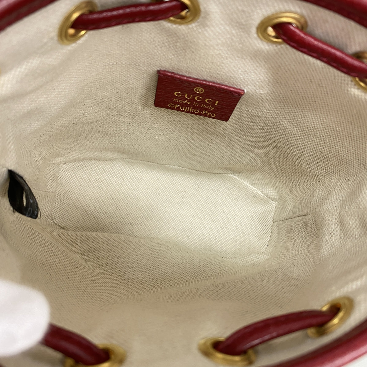 【6kb1360】グッチ ショルダーバッグ ドラえもん 647801 PVC ボルドー ブラウン ゴールド金具【中古】レディース