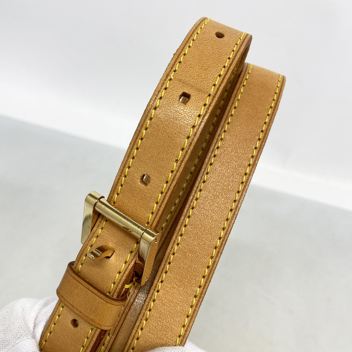 【6kb1417】ルイヴィトン ショルダーバッグ ヴェルニ サリヴァンヴェルティカル M91258 ラヴァンド【中古】レディース