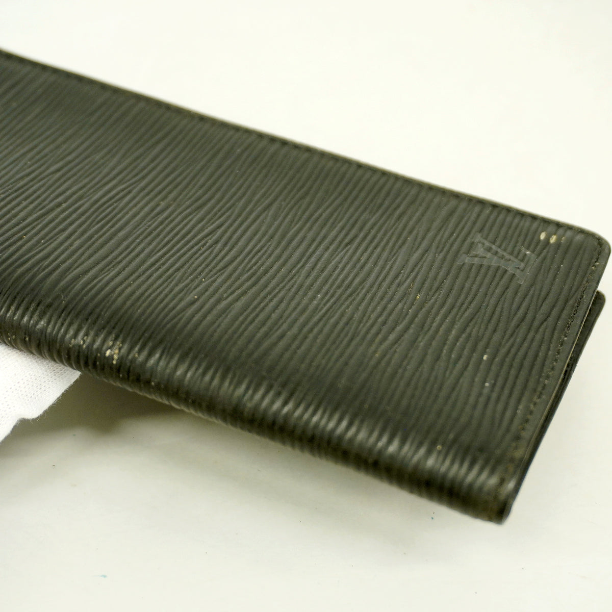 【6kb1558】ルイヴィトン 長札入れ エピ ポルトカルトクレディ円 M63212 ノワール【中古】メンズ