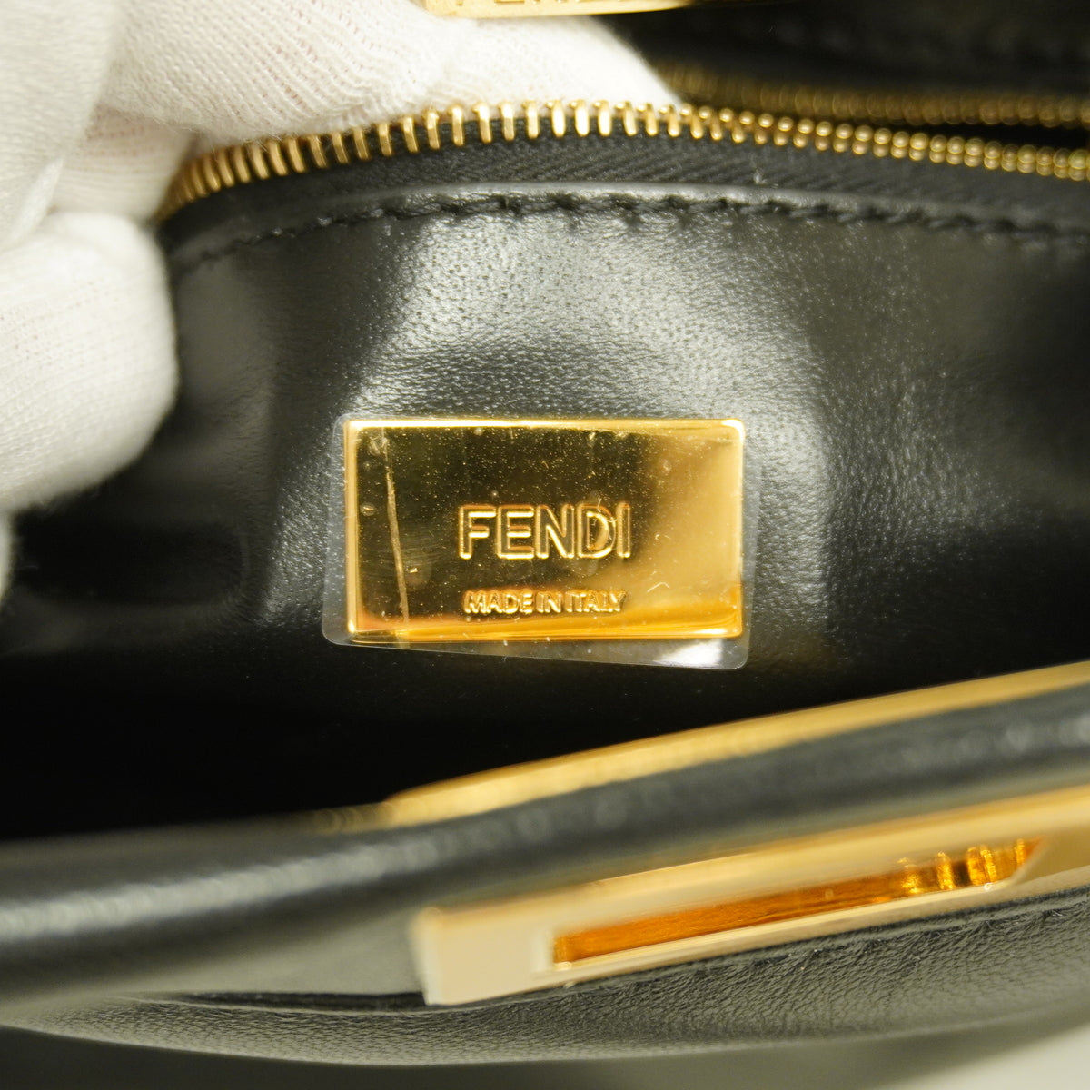 【6kb1617】フェンディ ハンドバッグ ミニピーカブー レザー ブラック ゴールド金具 2wayバッグ【中古】レディース