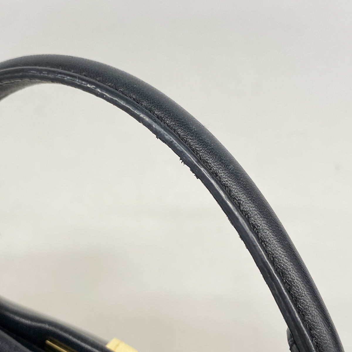 【6kb1737】フェンディ ハンドバッグ ミニピーカブー レザー ブラック ゴールド金具 2wayバッグ【中古】レディース